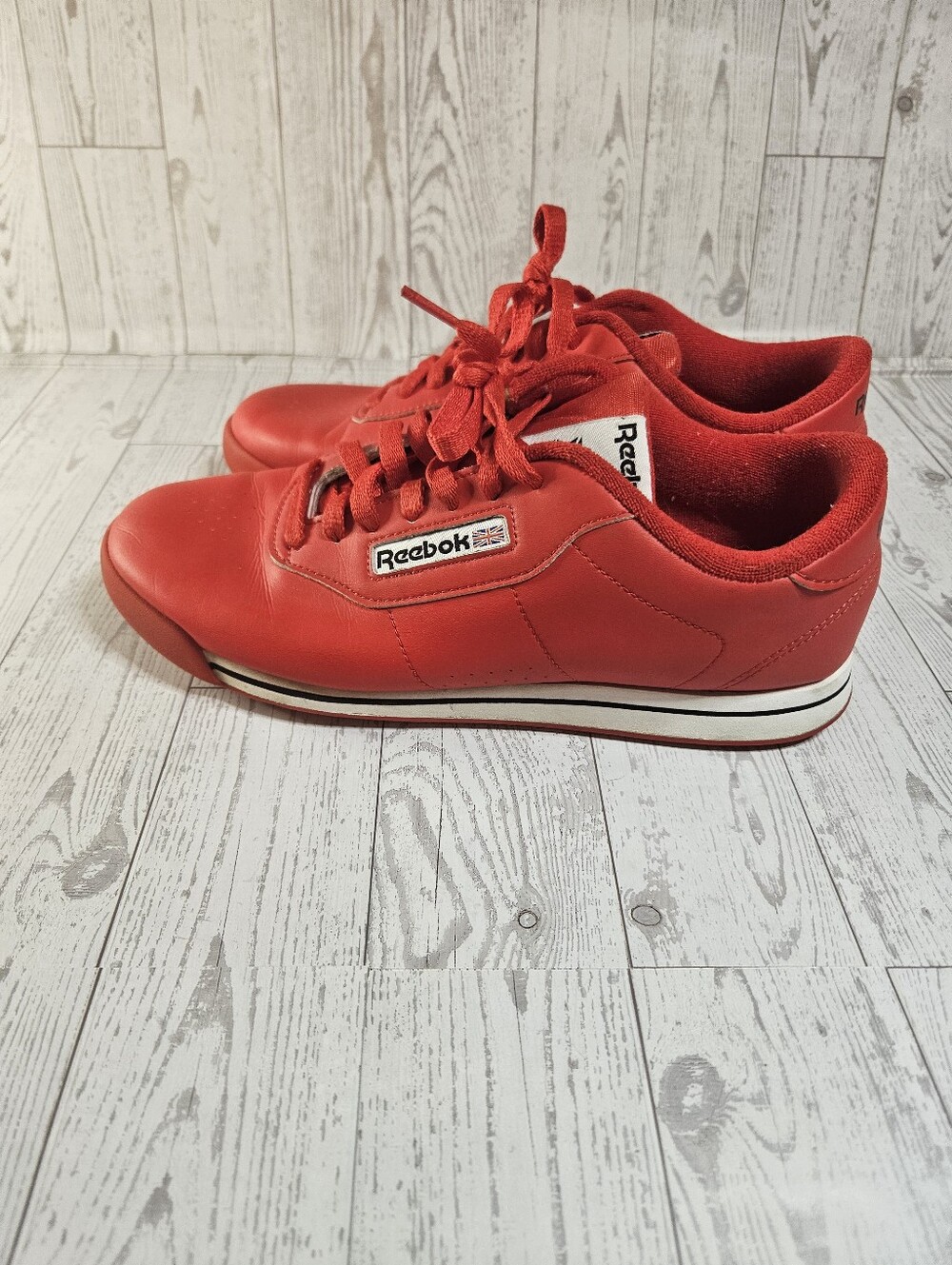 Reebok Princess Women's Size 9.5 Red Classic Leather Sneakers Shoes